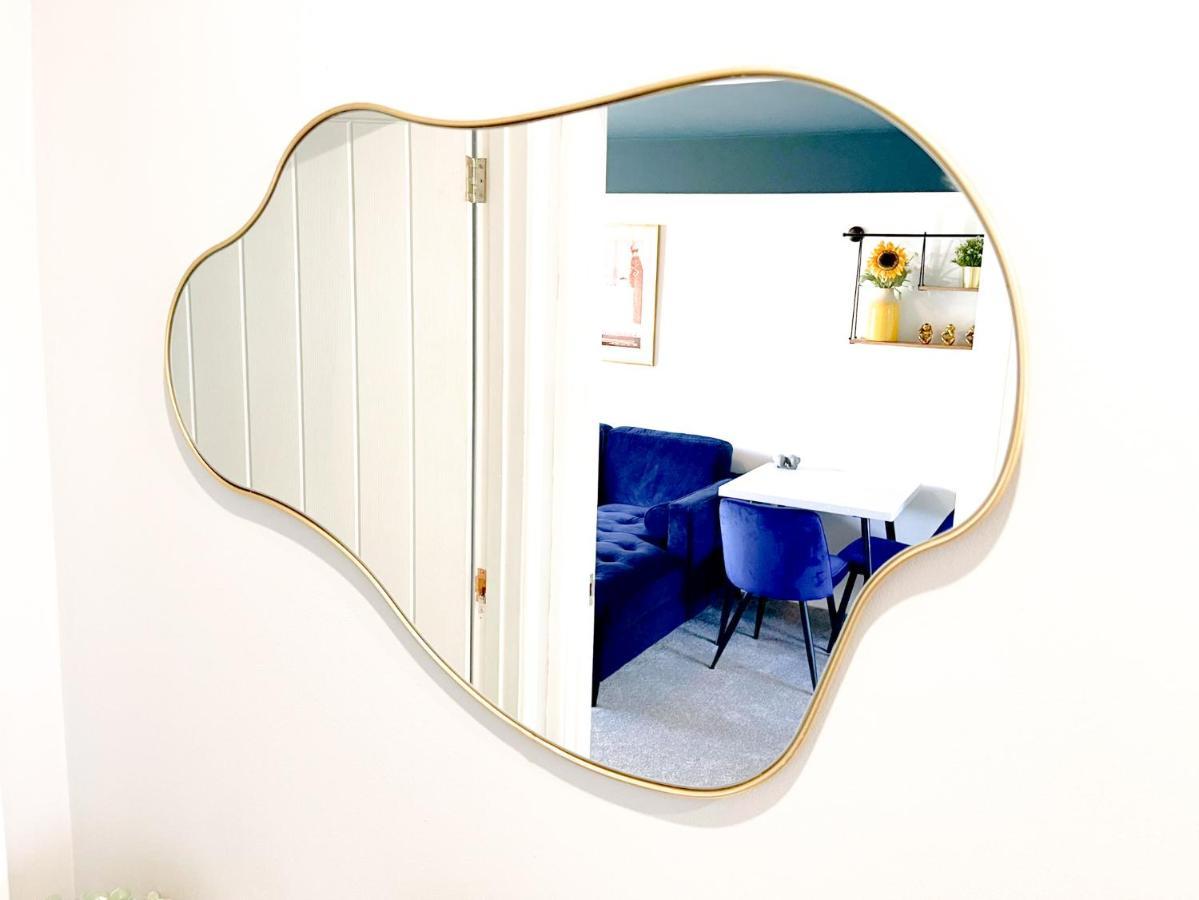 Вилла Escape To Tranquil 1 Bed, Poole Canford Magna Экстерьер фото