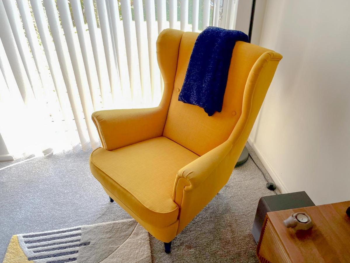 Вилла Escape To Tranquil 1 Bed, Poole Canford Magna Экстерьер фото