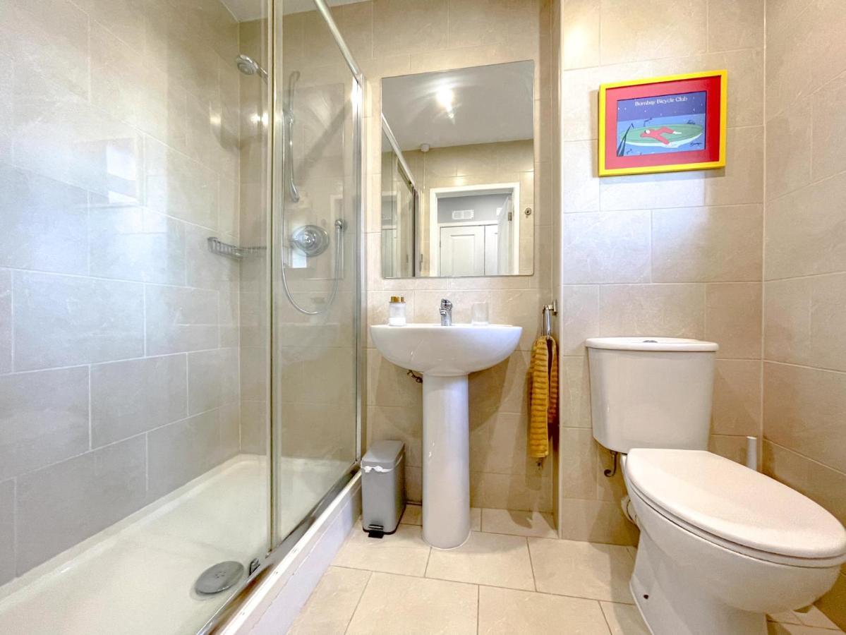 Вилла Escape To Tranquil 1 Bed, Poole Canford Magna Экстерьер фото